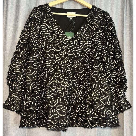 Tuckernuck NWT Nightly Organza Easton Black Gold Blouse Size Large - Picture 7 of 16